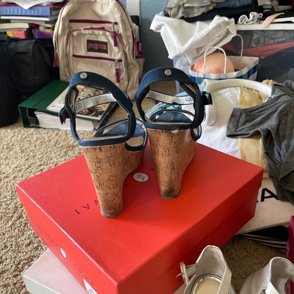 Sam and Libby - Picture 3 of 4